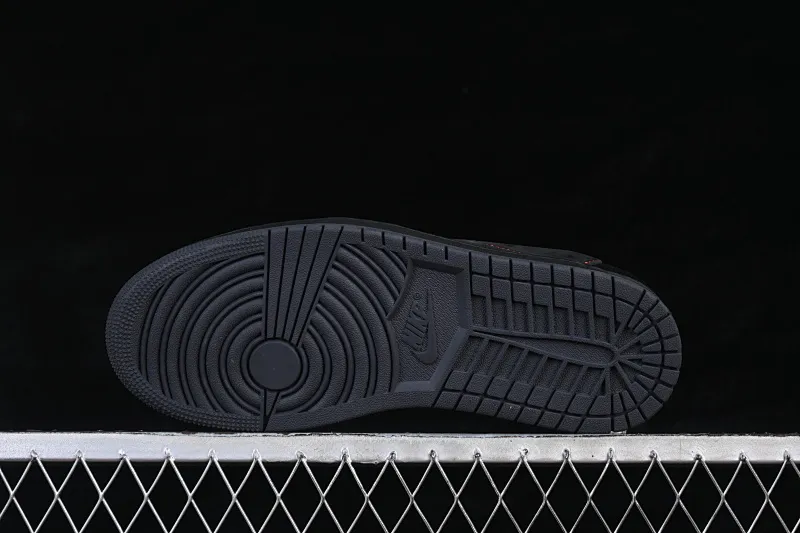 All Categories Air Jordan Jordan Series Basketball Shoes Air Jordan 1 Low High-end Customized Low-top Sneakers Travis Scott